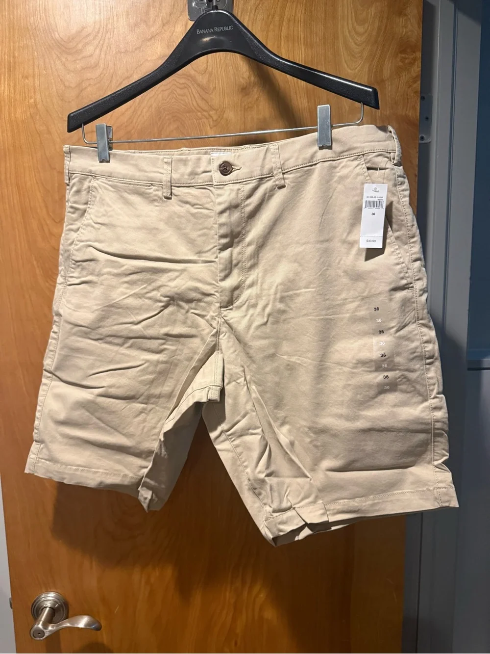 GAP Men's Khaki Flat-Front Cotton Shorts NWT